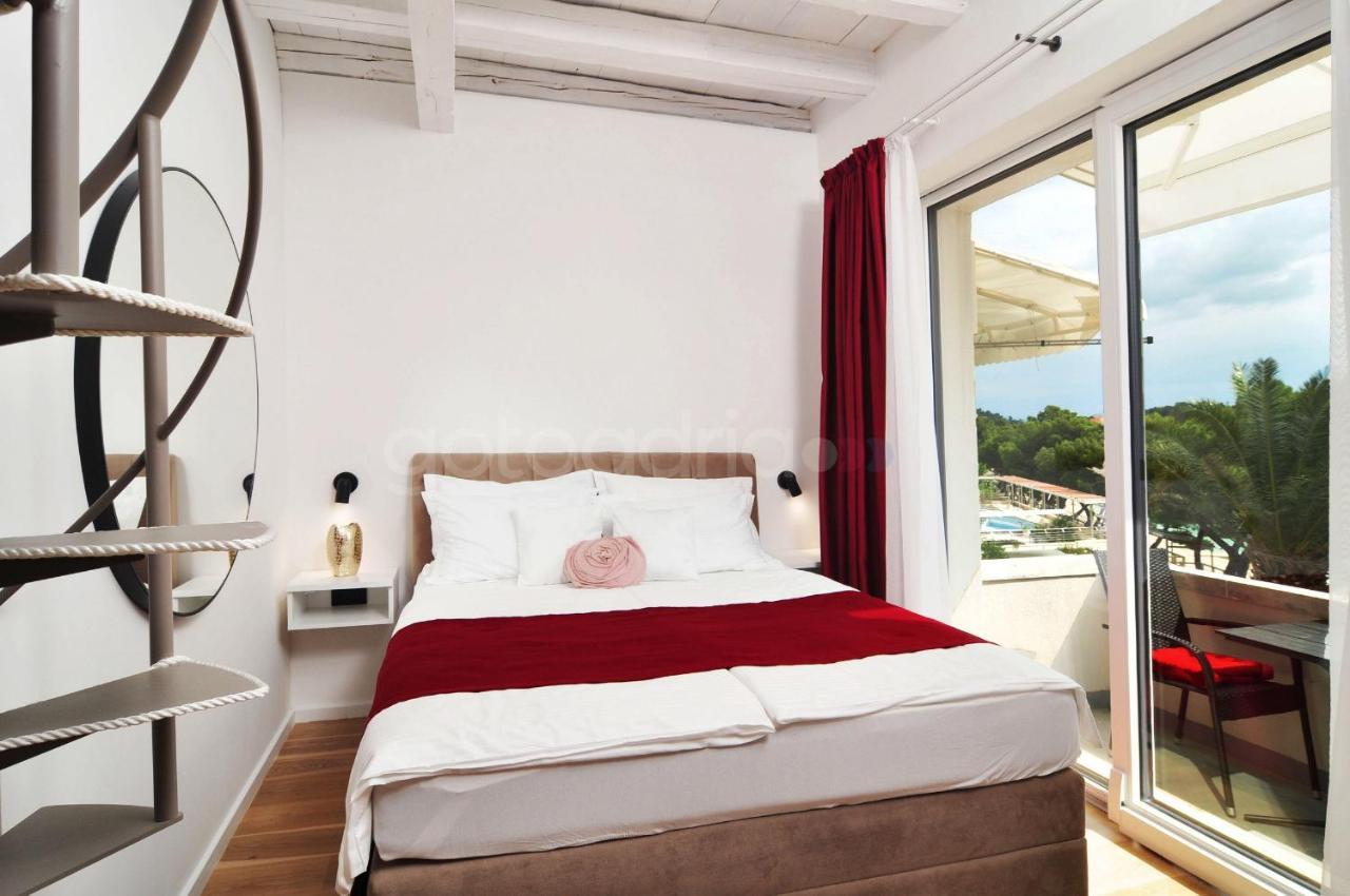 Beachfront Deluxe B&B Makarska Exterior foto