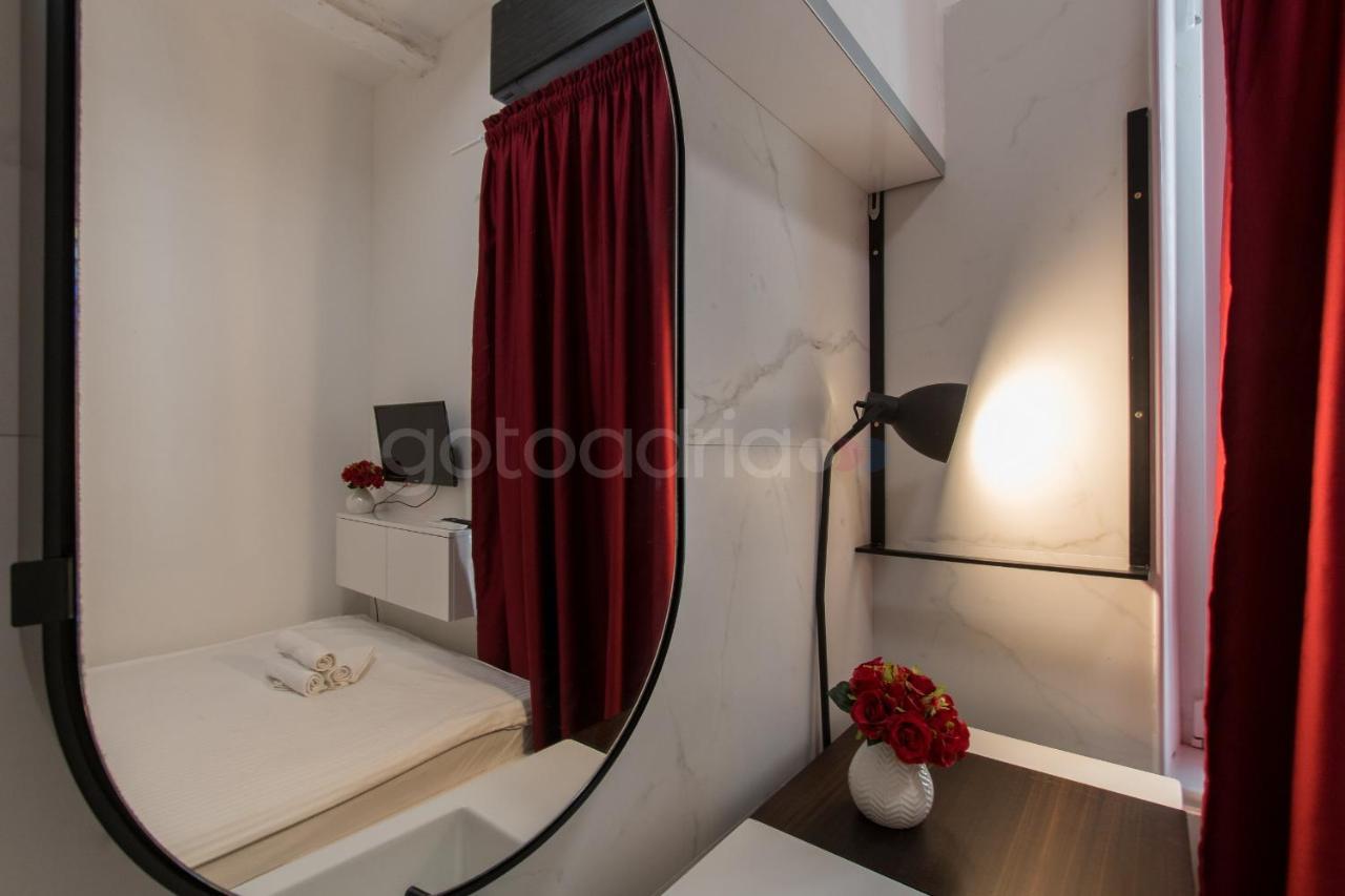 Beachfront Deluxe B&B Makarska Exterior foto